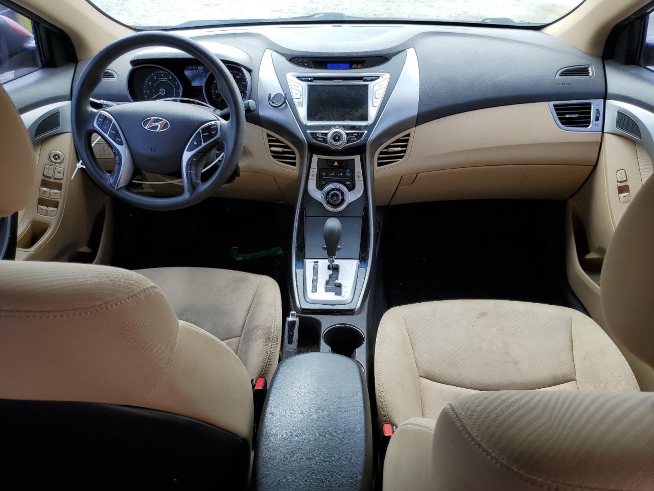 2011 Hyundai Elantra - Image 8