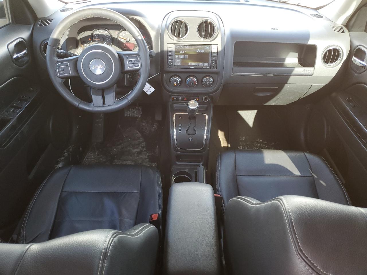 2017 Jeep Liberty (Patriot) - Image 8