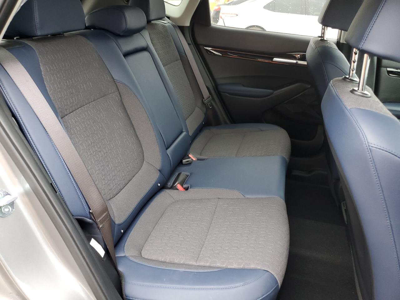 2024 Kia Seltos - Image 11