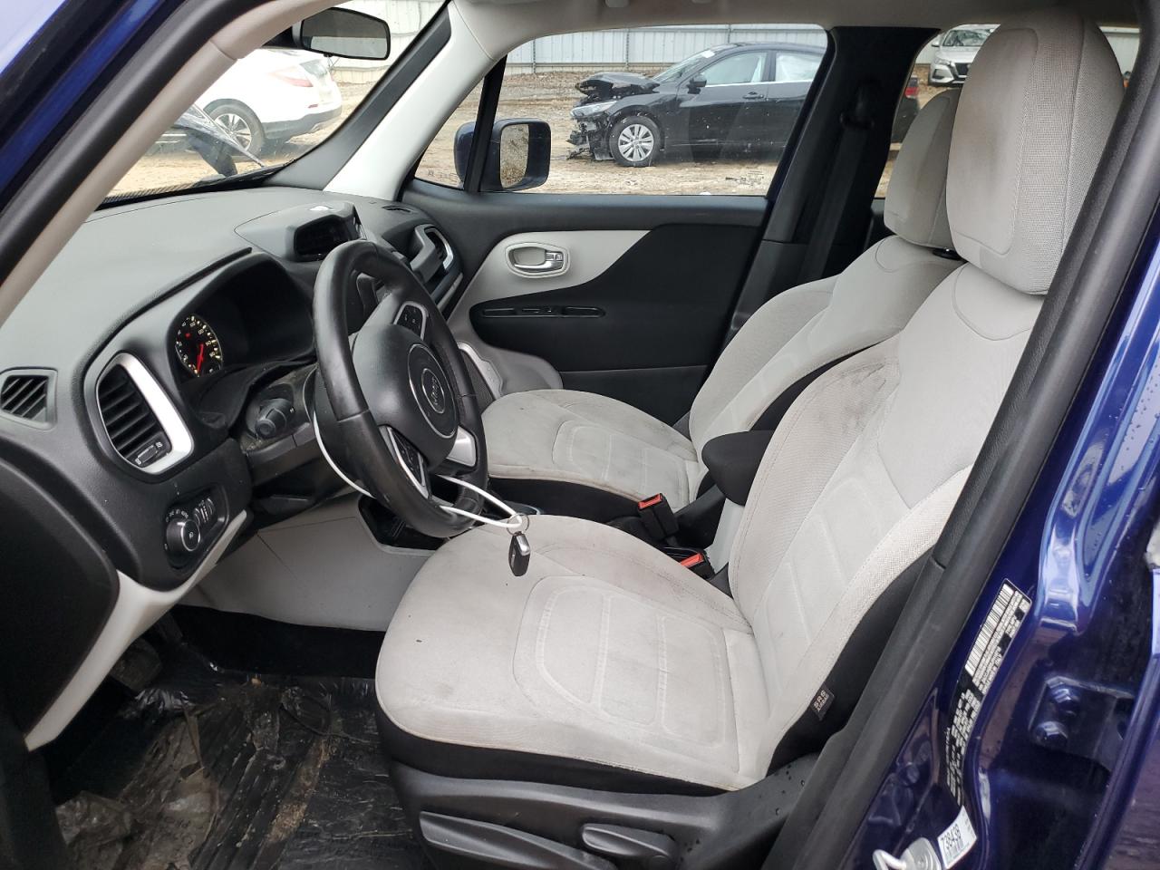 2018 Jeep Renegade - Image 7