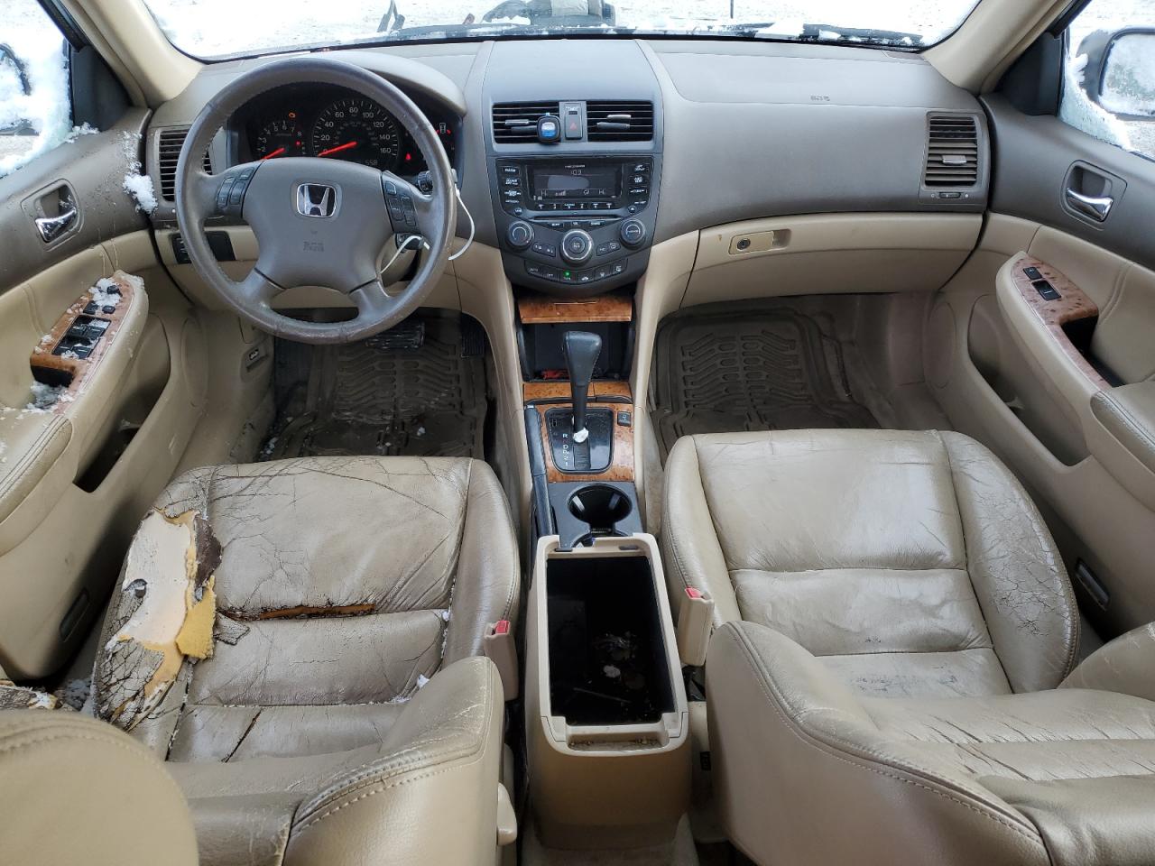 2004 Honda Accord - Image 8