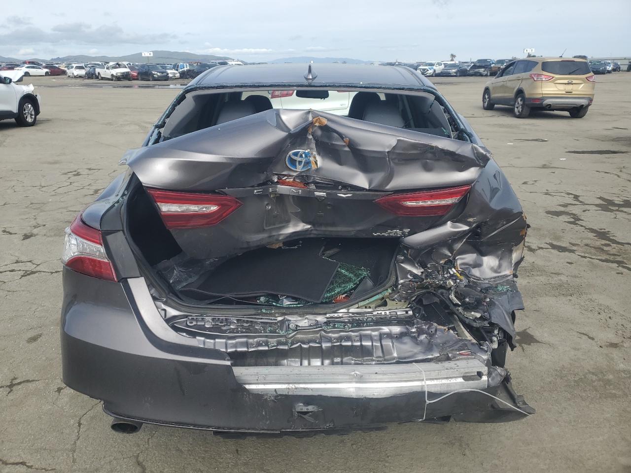 2020 Toyota Camry - Image 6