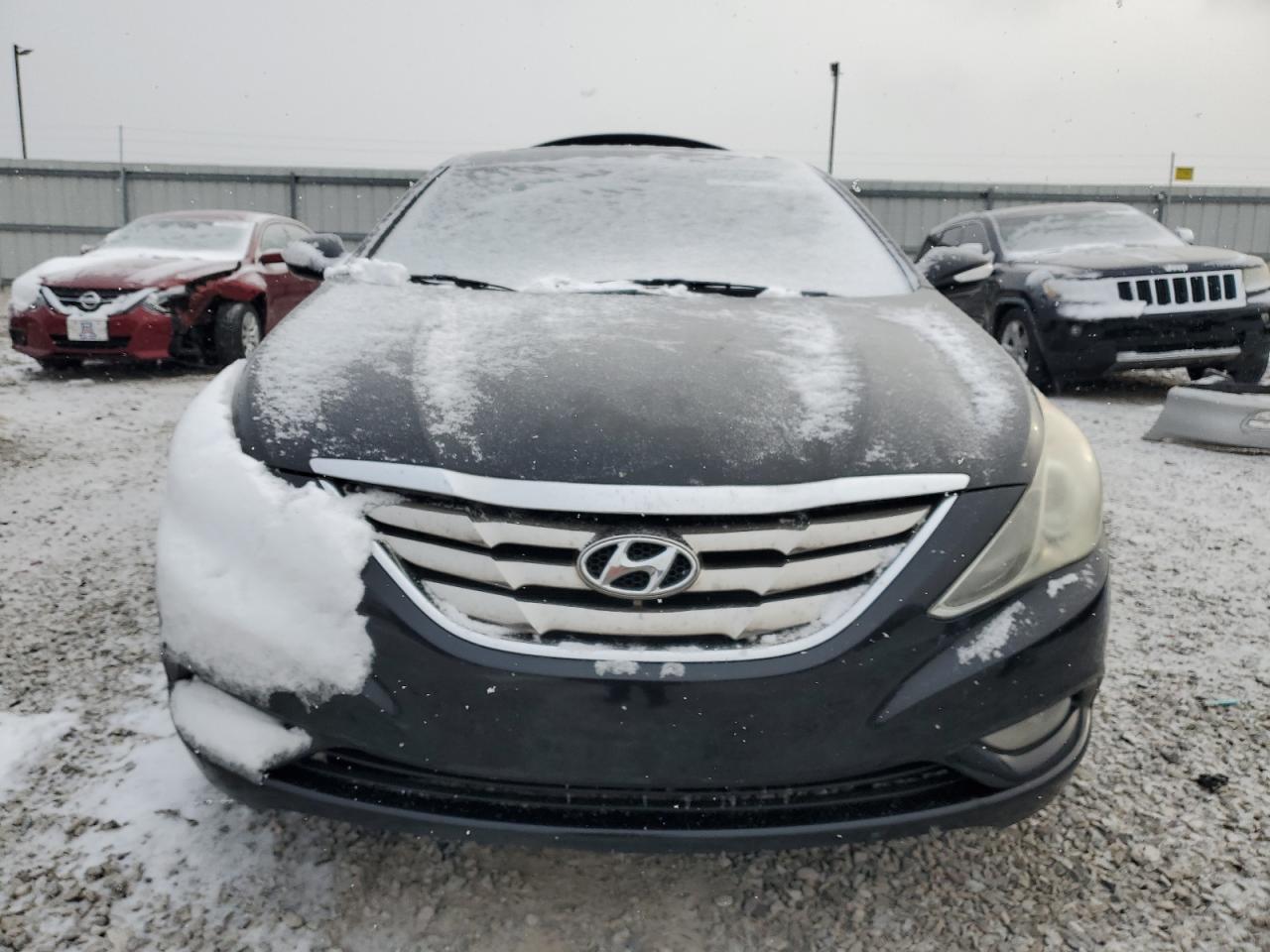 2011 Hyundai Sonata - Image 5