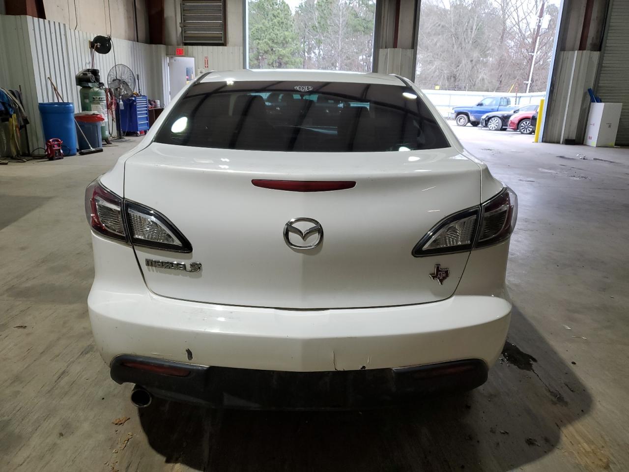 2010 Mazda 3 - Image 6