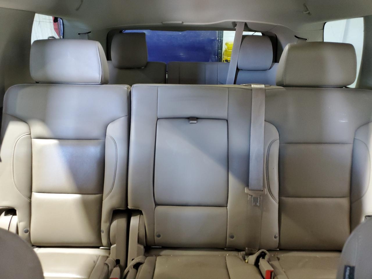 2015 GMC Yukon - Image 10