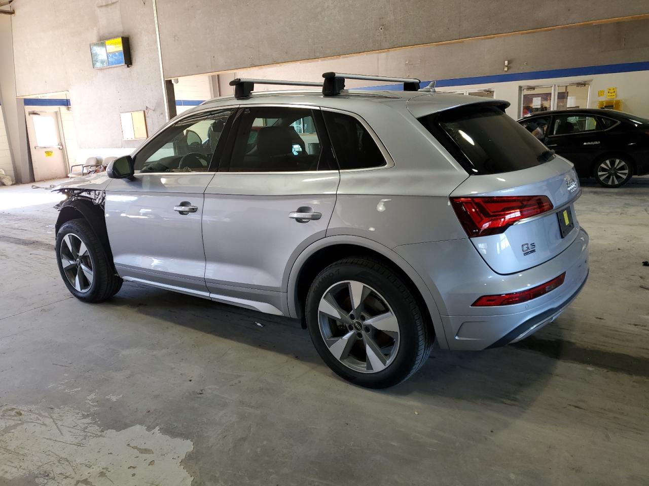 2023 Audi Q5 - Image 2