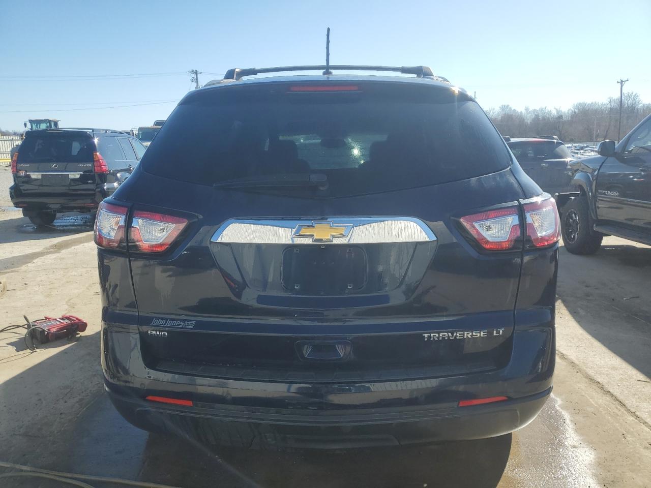 2015 Chevrolet Traverse - Image 6
