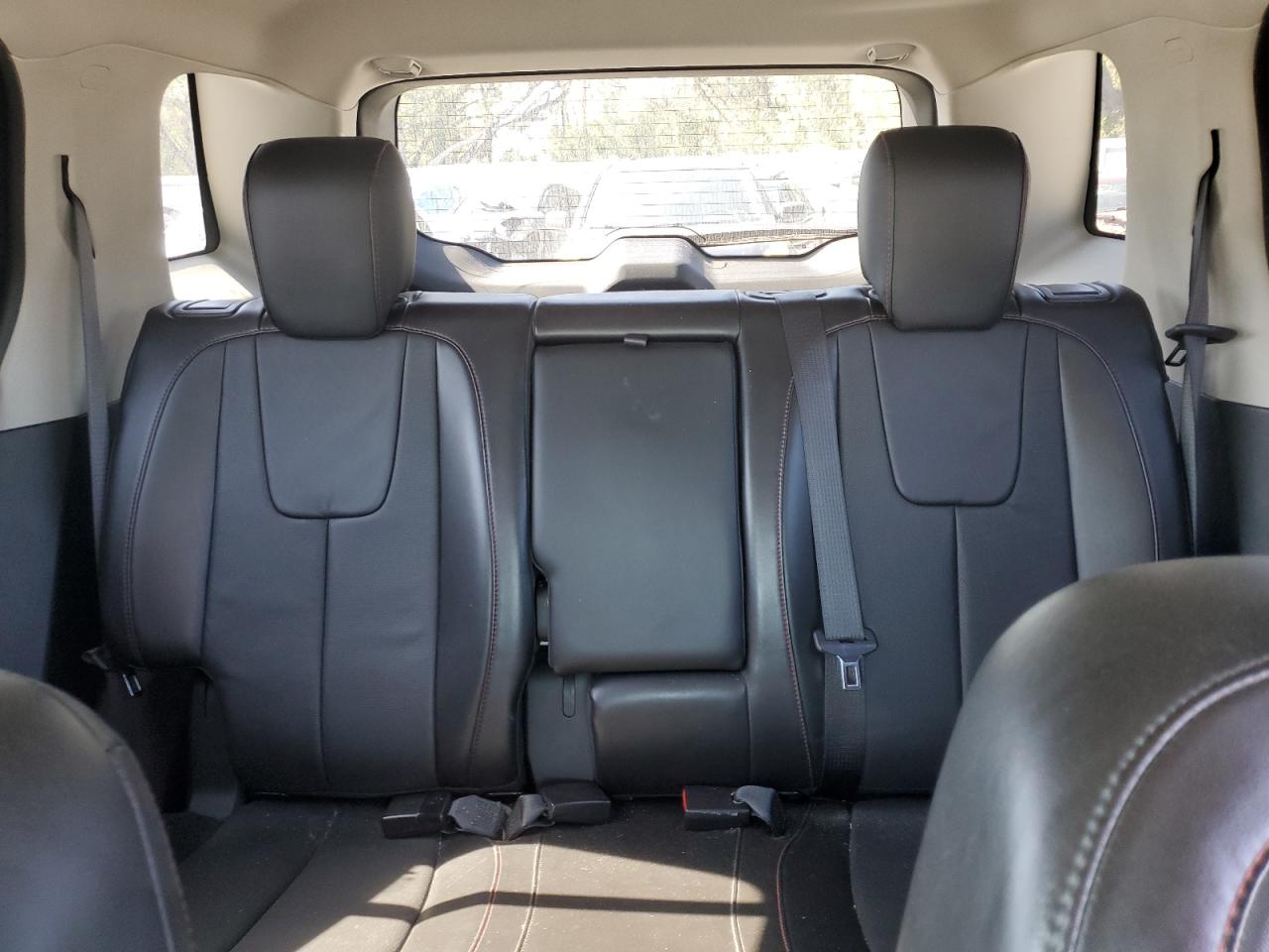 2016 GMC Terrain - Image 10