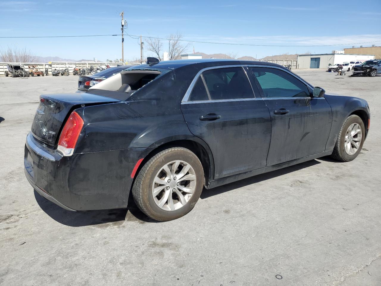 2015 Chrysler 300 - Image 3