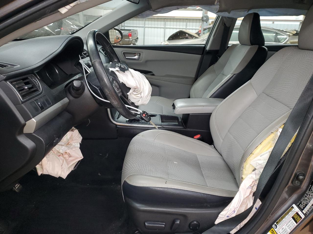 2016 Toyota Camry - Image 7