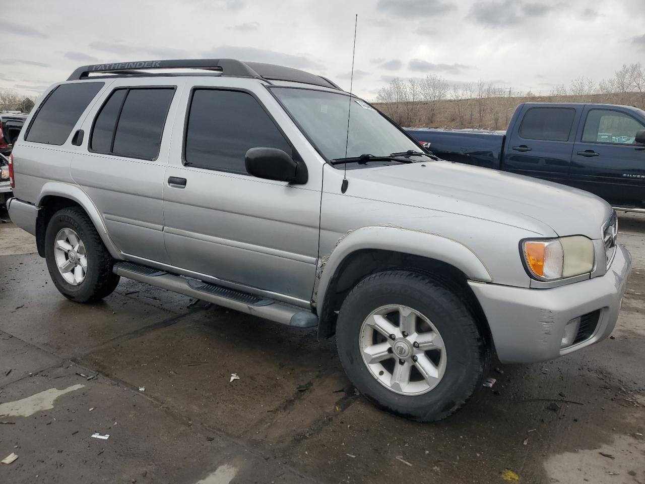 2004 Nissan Pathfinder - Image 4