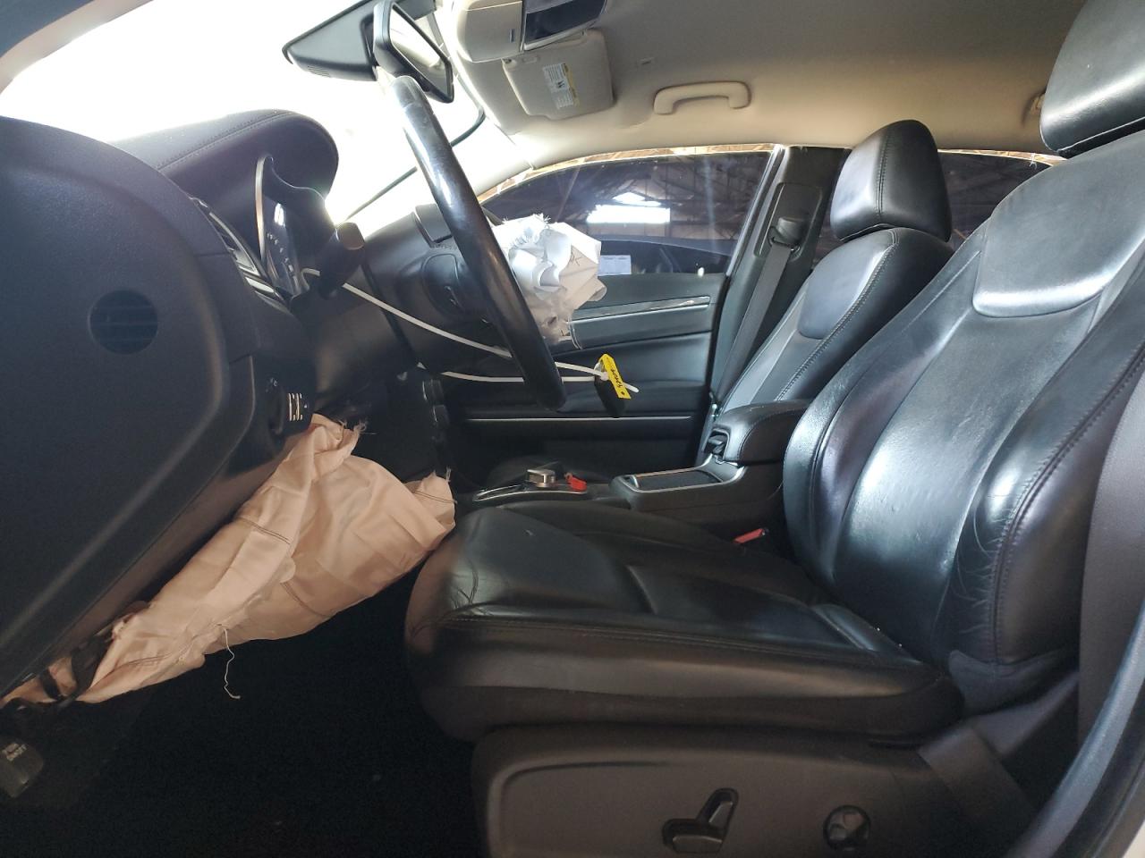 2019 Chrysler 300 - Image 7