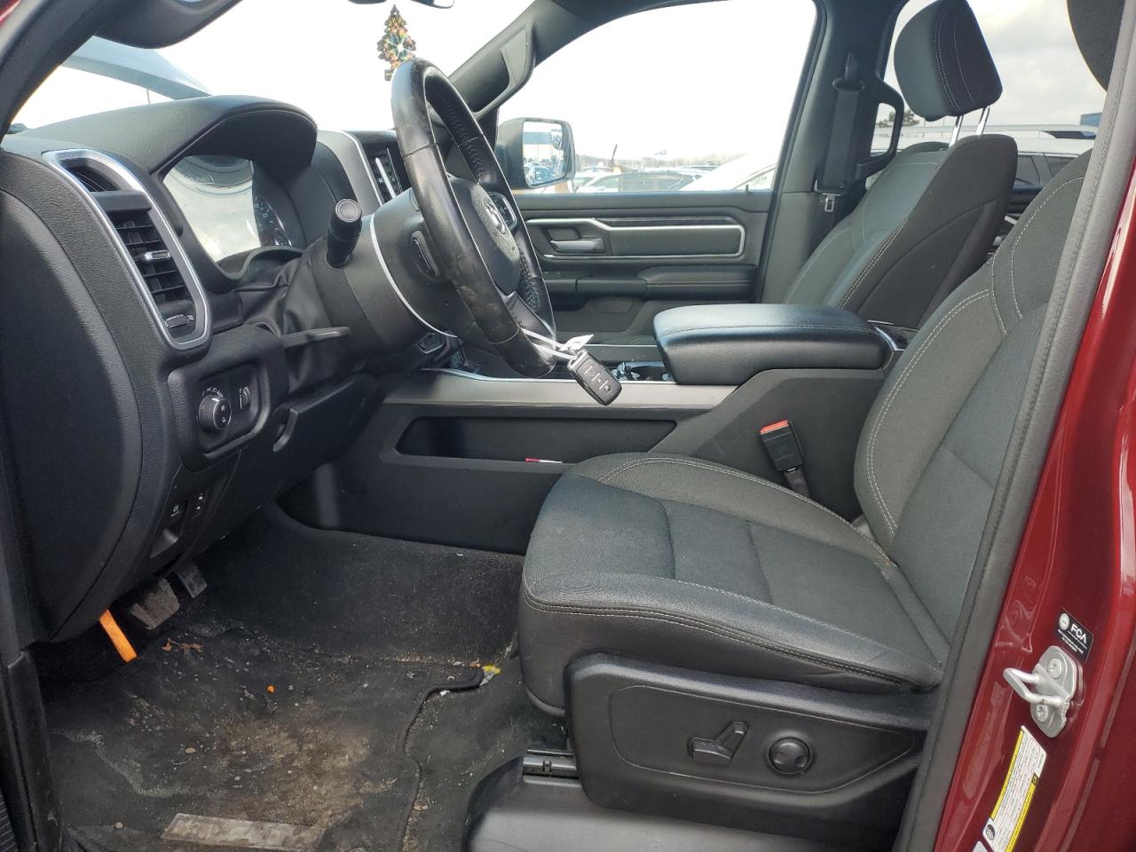 2022 RAM 1500 - Image 7