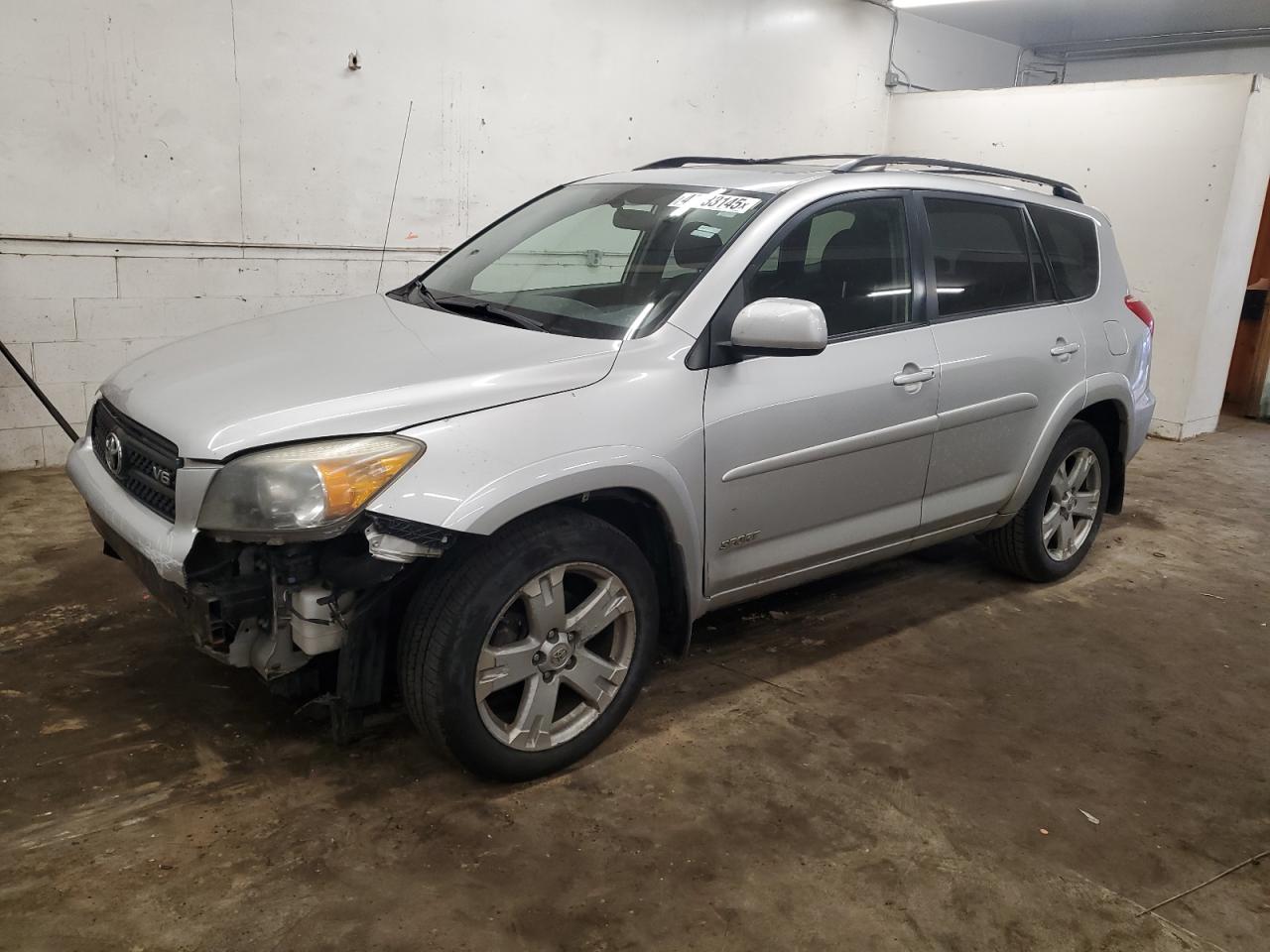 2007 Toyota RAV 4 - Image 1