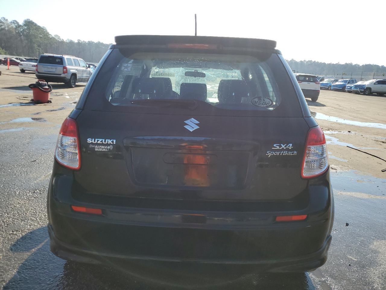 2012 Suzuki SX4 - Image 6
