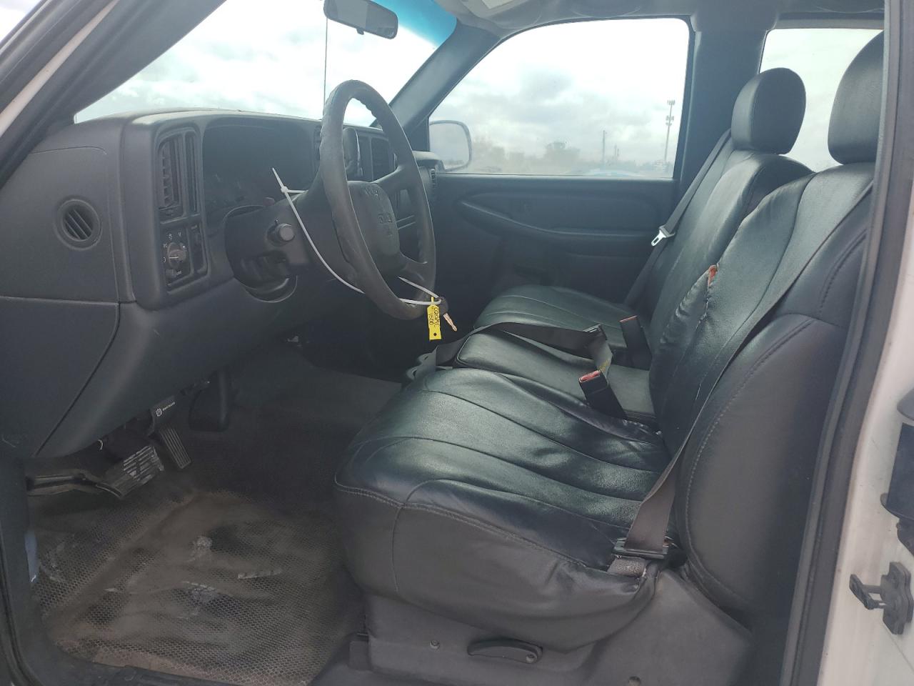2002 GMC Sierra - Image 7