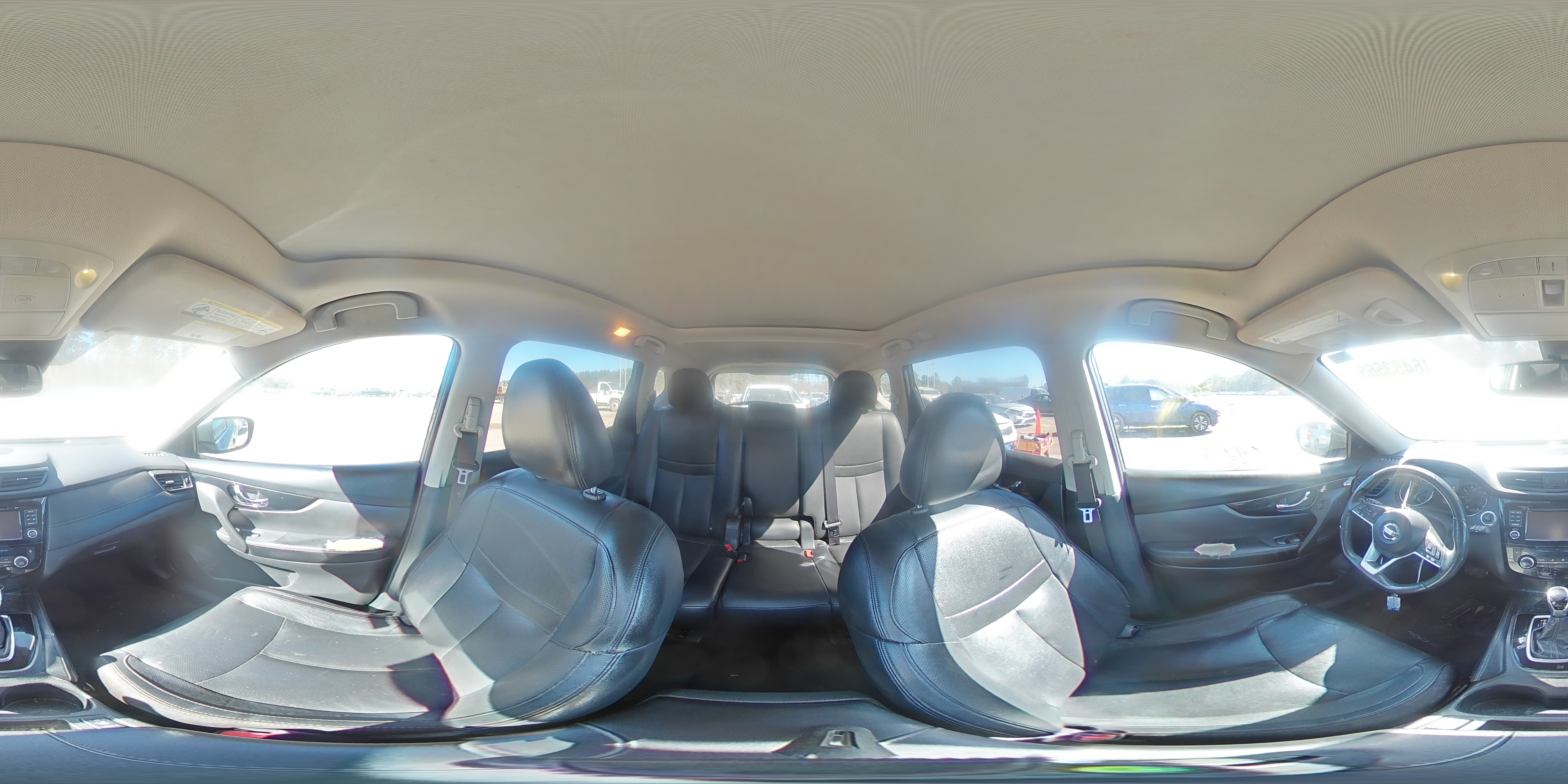 2017 Nissan Rogue - Image 13