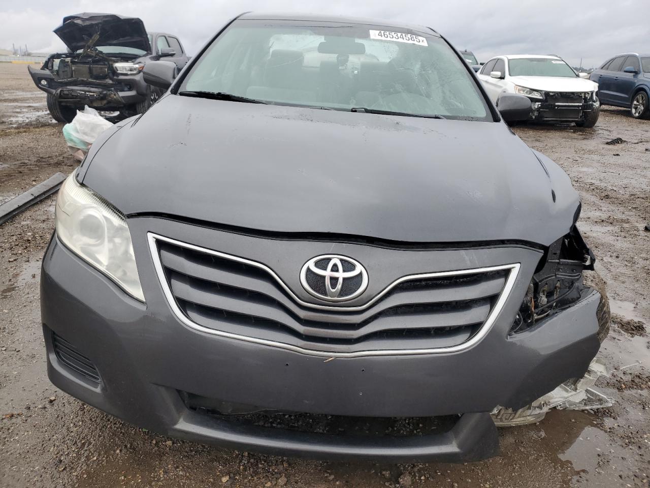2011 Toyota Camry - Image 5
