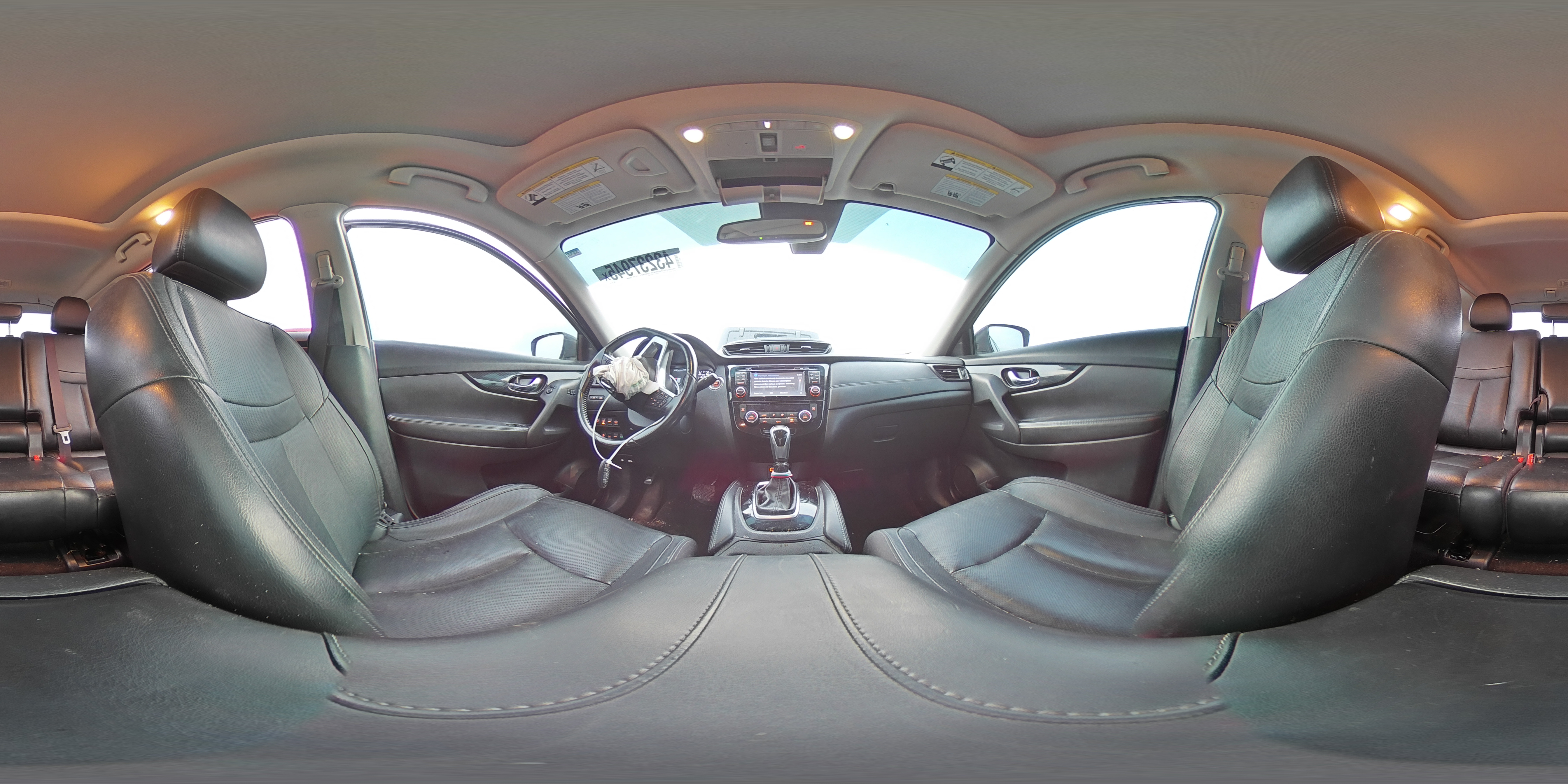 2017 Nissan Rogue - Image 13