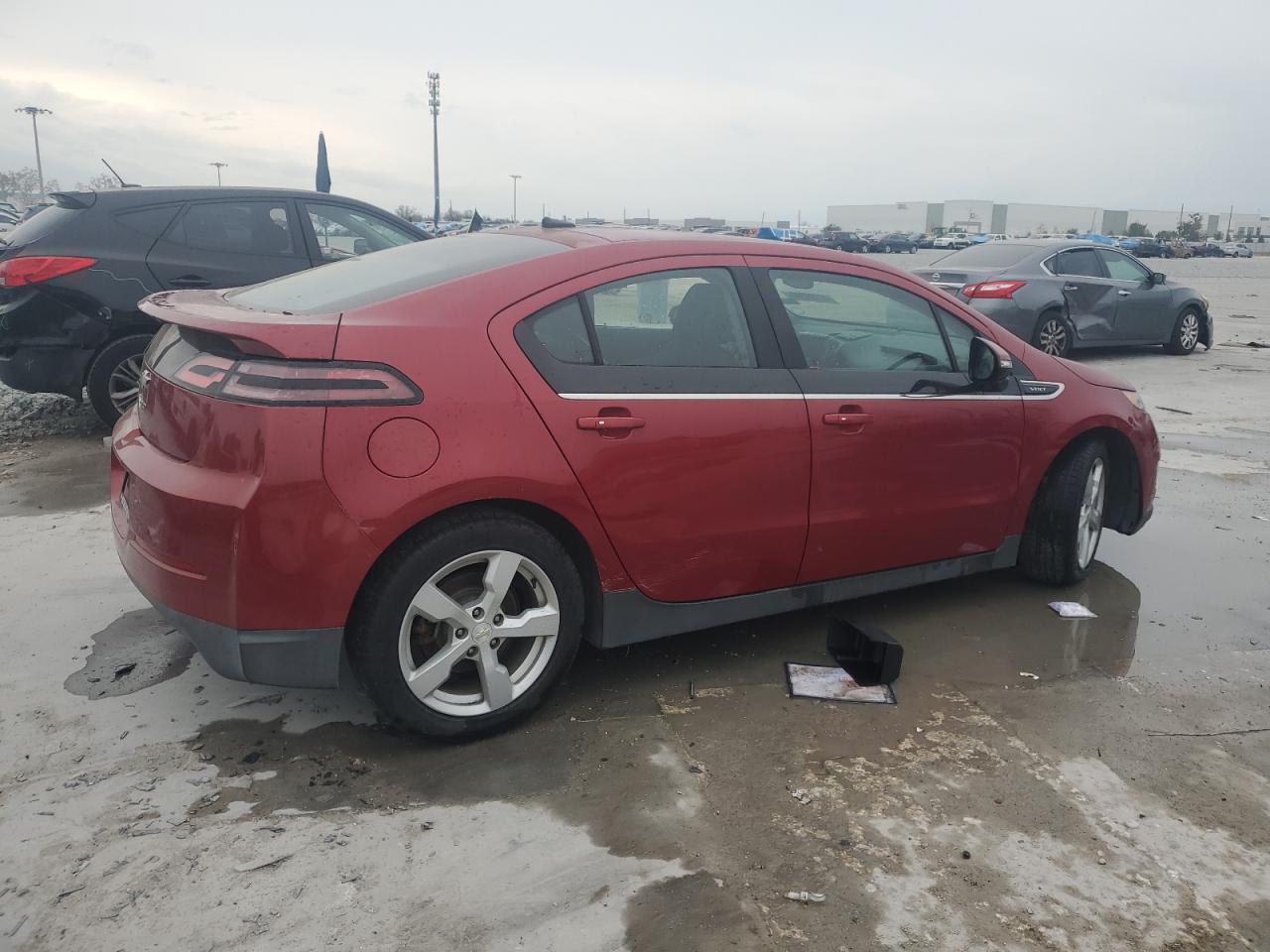 2013 Chevrolet Volt - Image 3