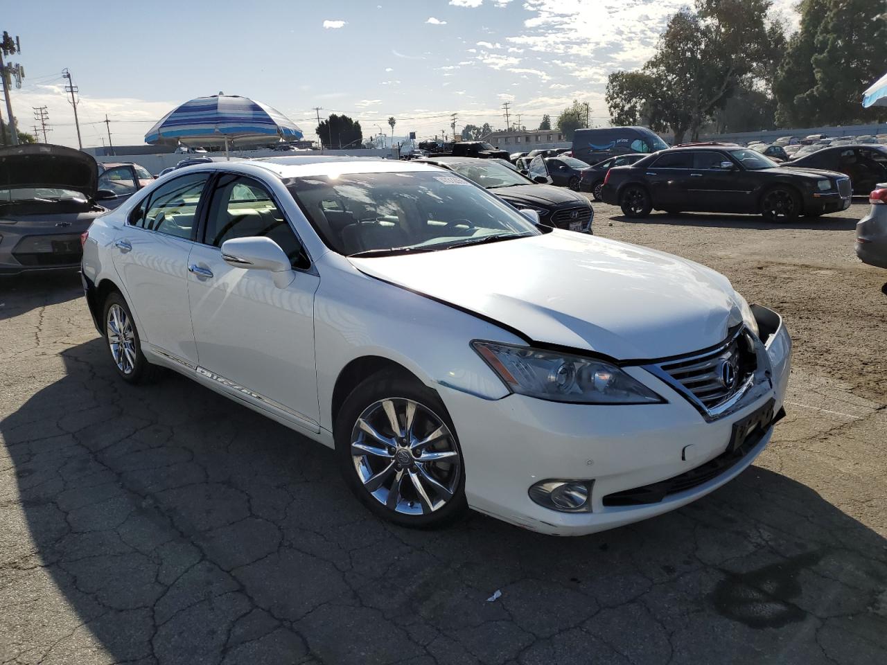 2012 Lexus ES - Image 4