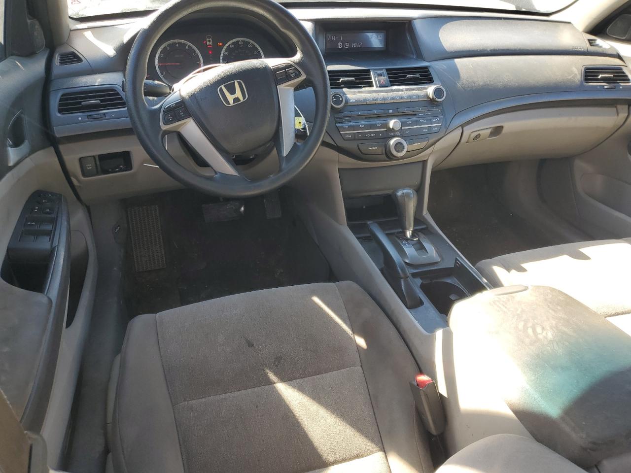 2010 Honda Accord - Image 8