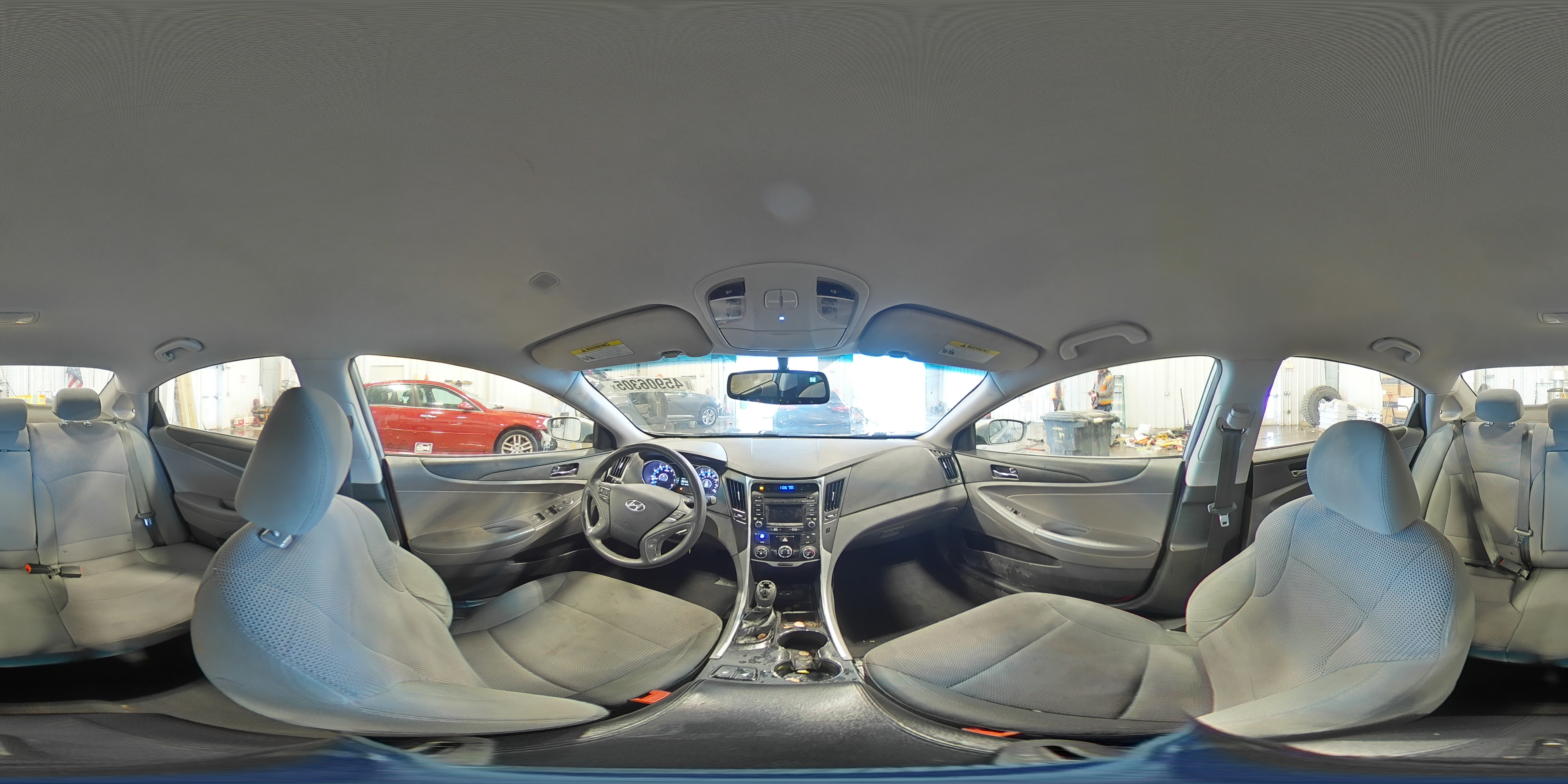 2014 Hyundai Sonata - Image 15