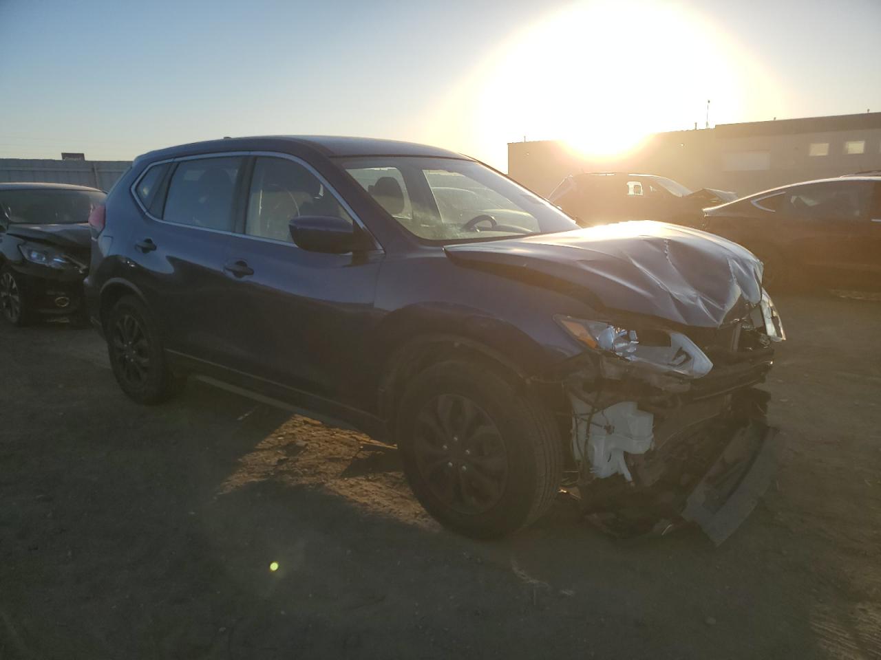2017 Nissan Rogue - Image 4