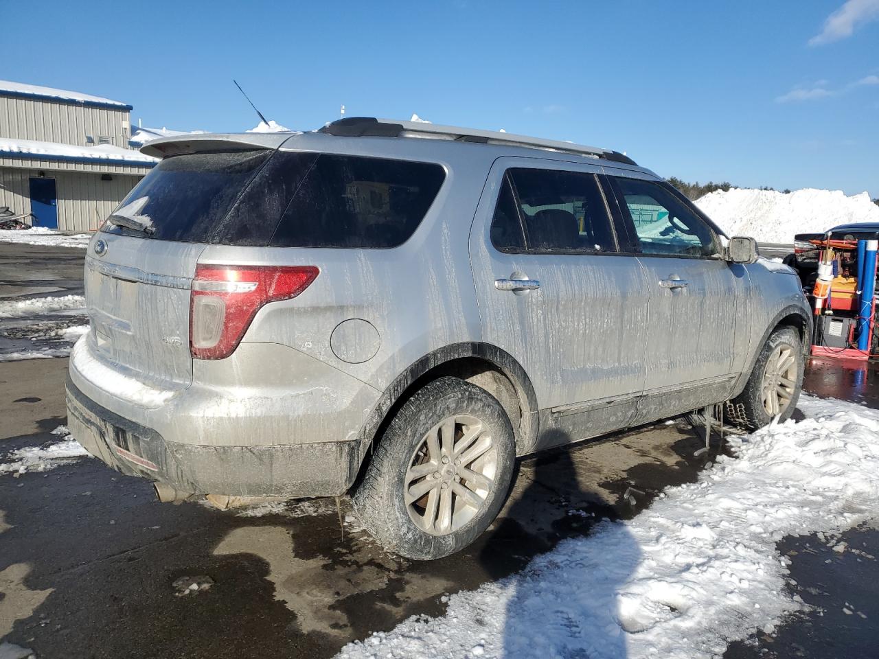 2015 Ford Explorer - Image 3