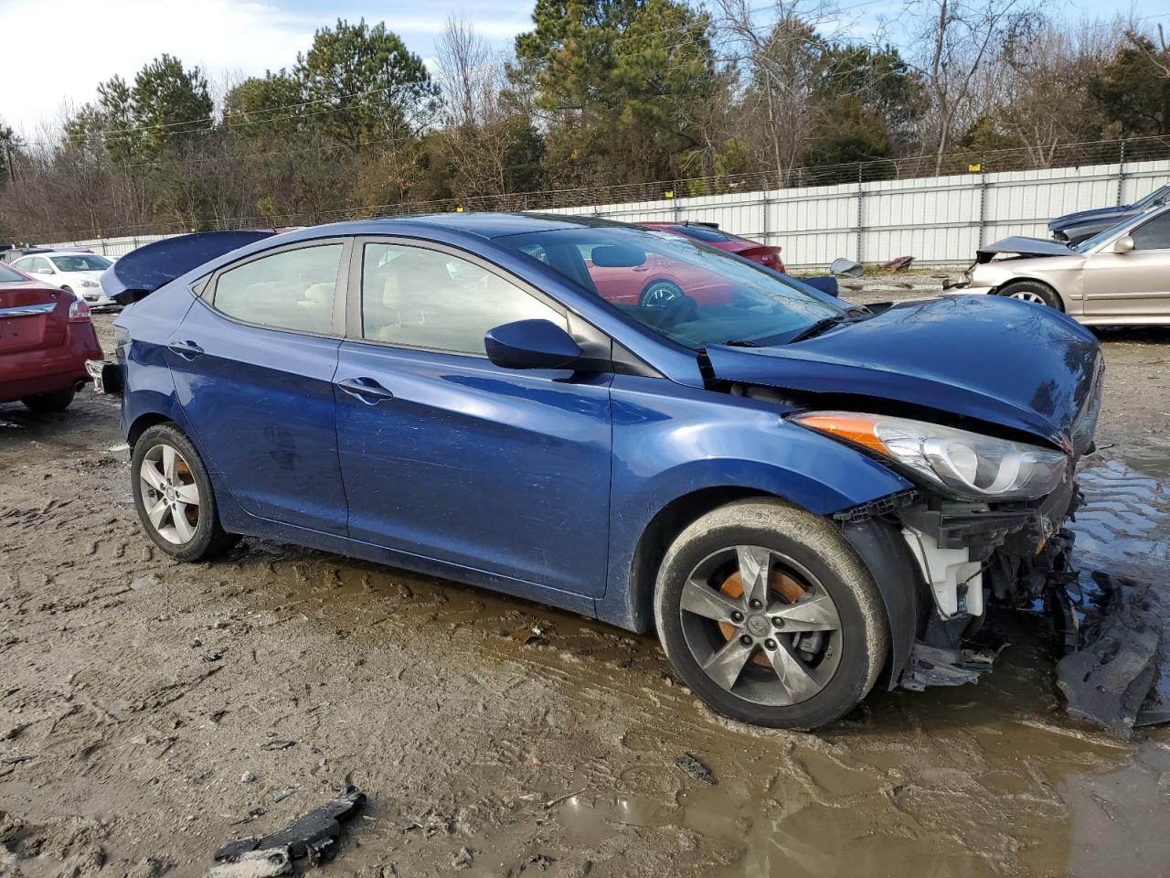 2013 Hyundai Elantra - Image 4