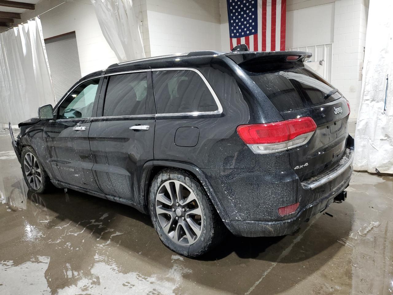 2018 Jeep Grand Cherokee - Image 2