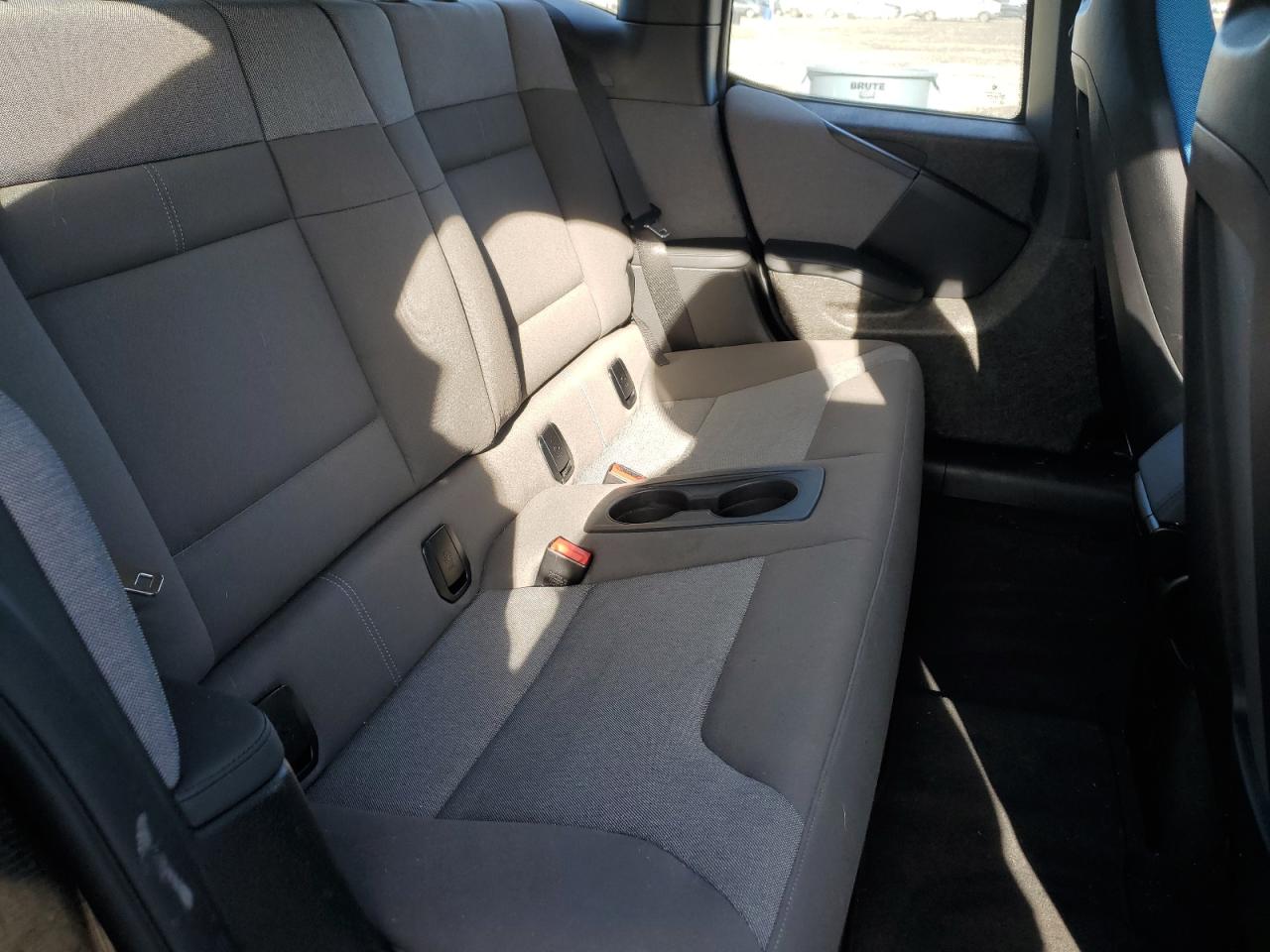 2018 BMW i3 - Image 10