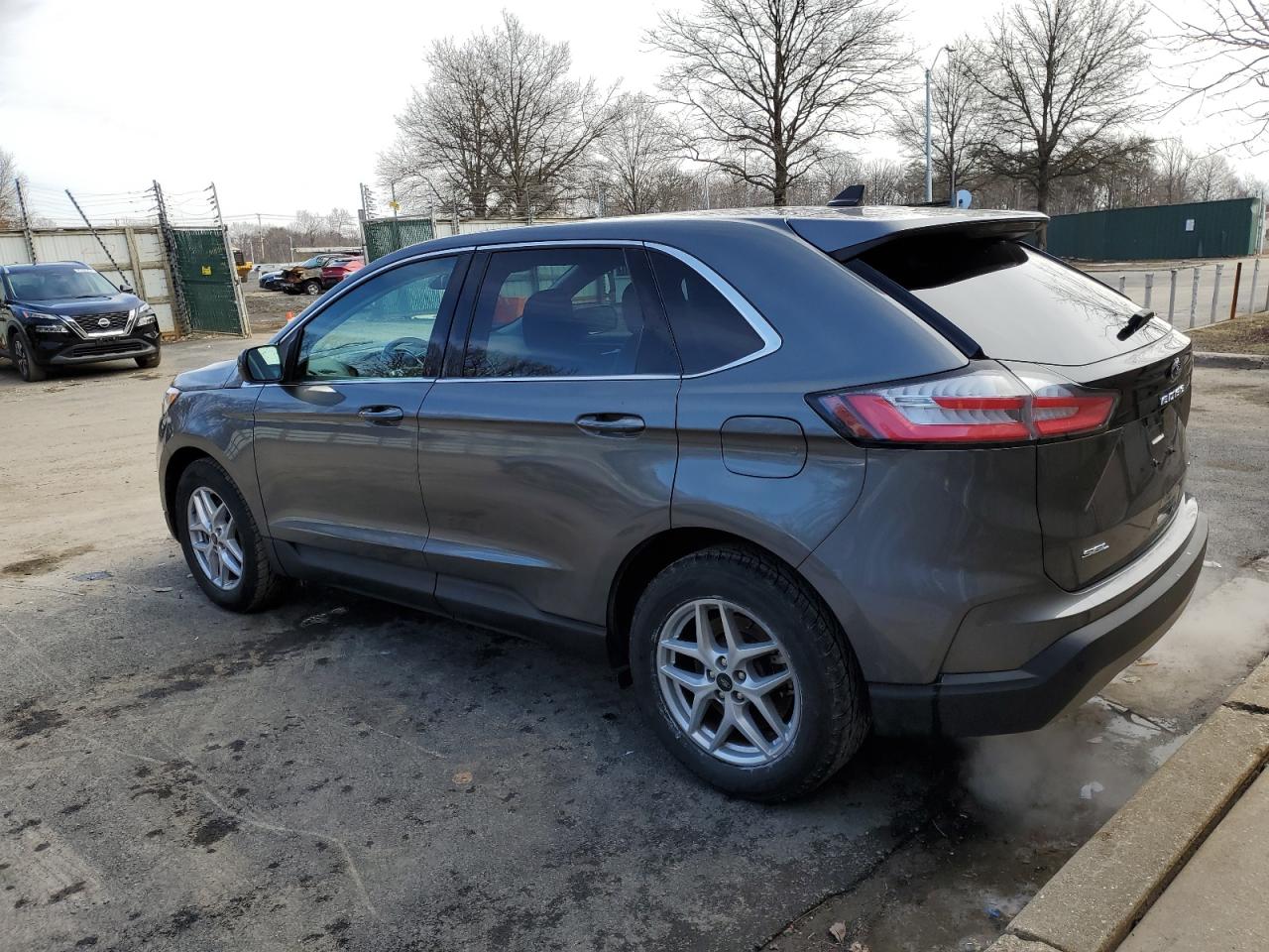 2023 Ford Edge - Image 2