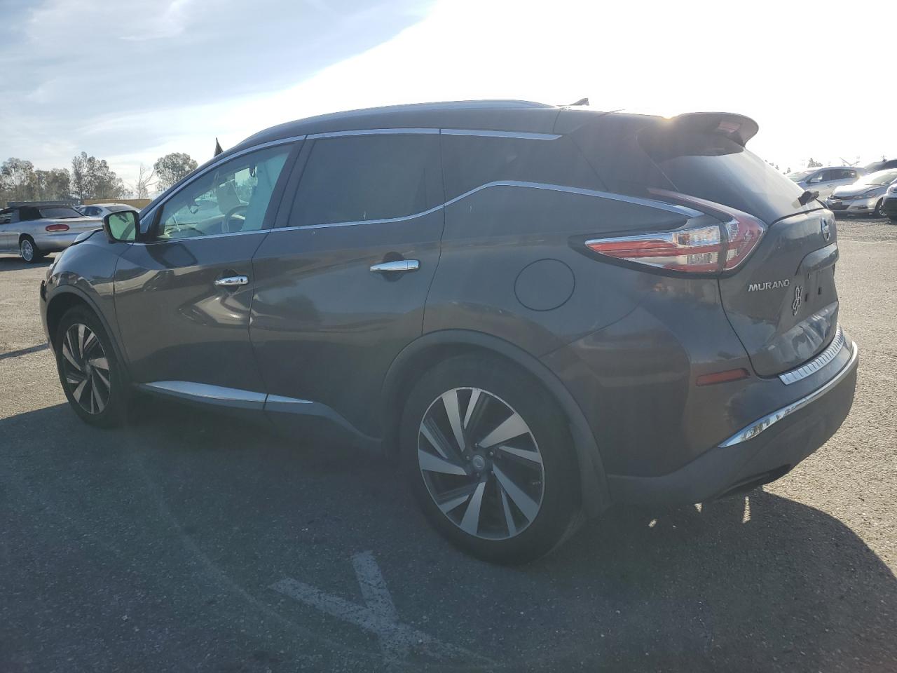2015 Nissan Murano - Image 2