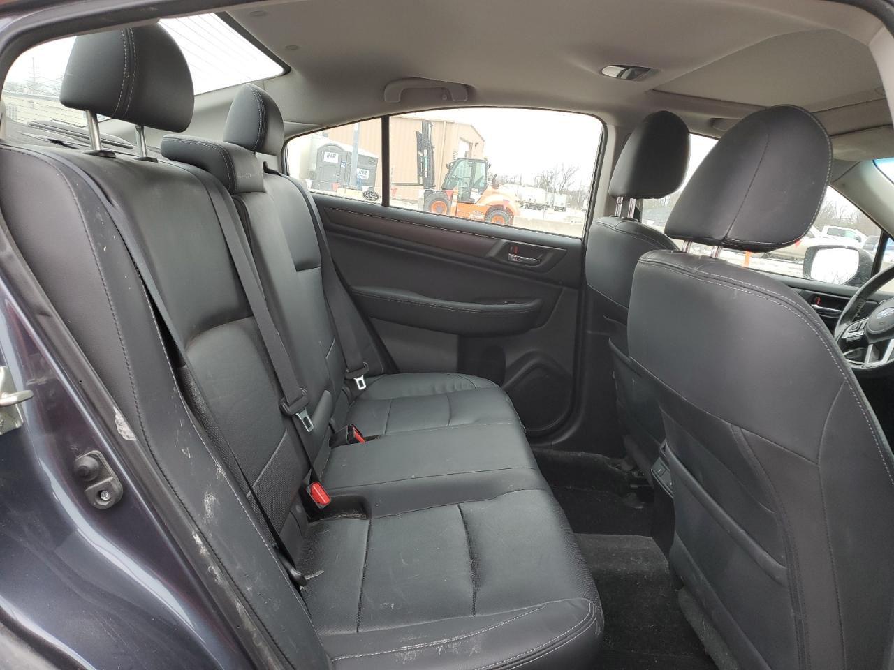 2015 Subaru Legacy - Image 10