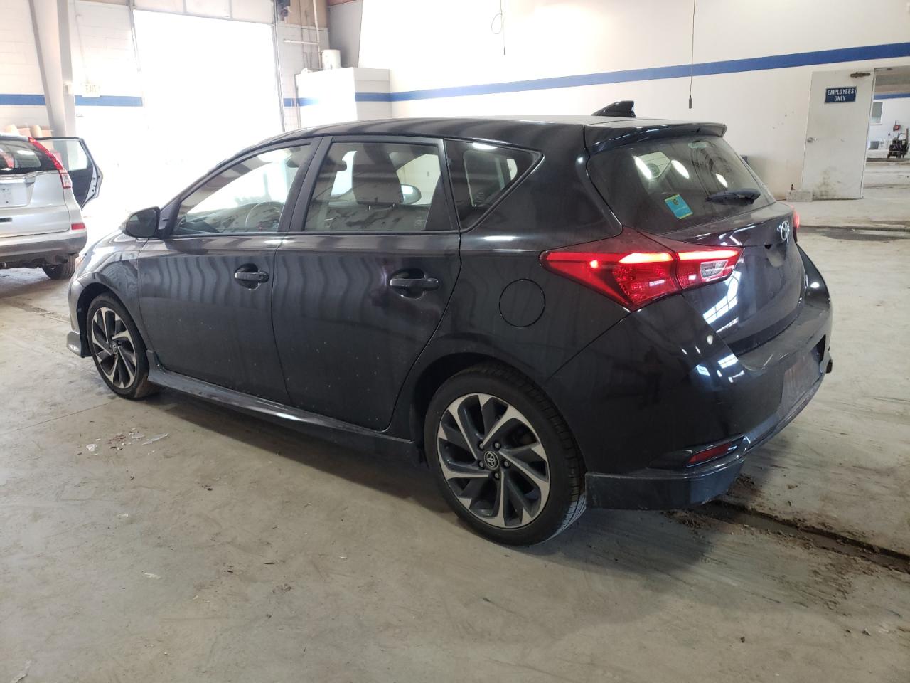 2018 Toyota Corolla - Image 2