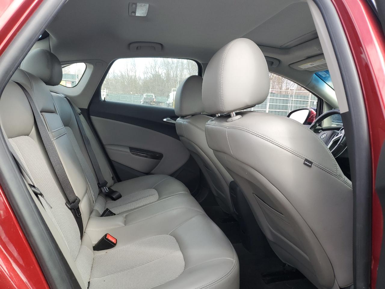 2012 Buick Verano - Image 10
