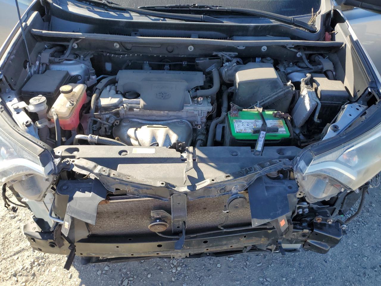 2016 Toyota RAV 4 - Image 11