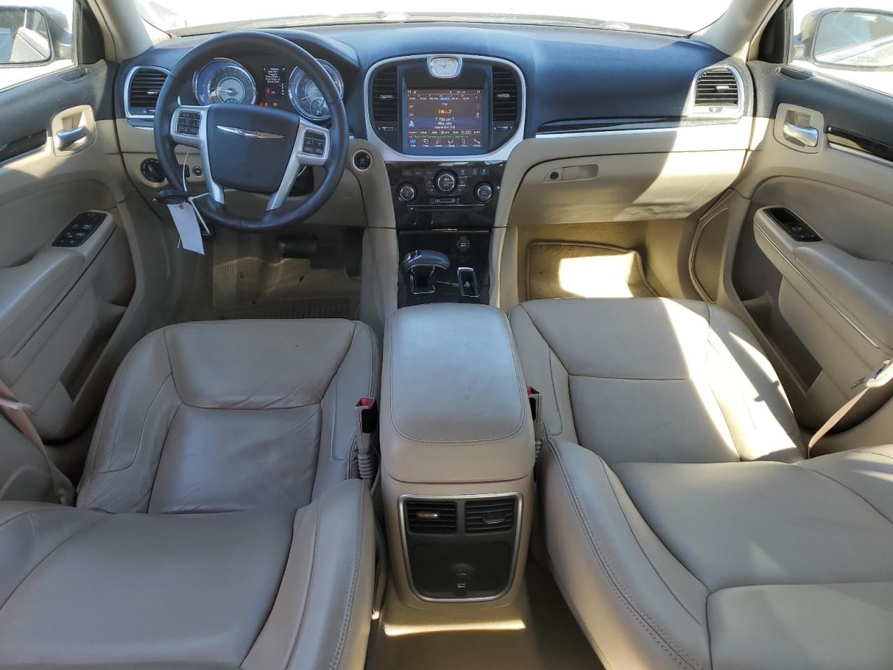2014 Chrysler 300 - Image 8