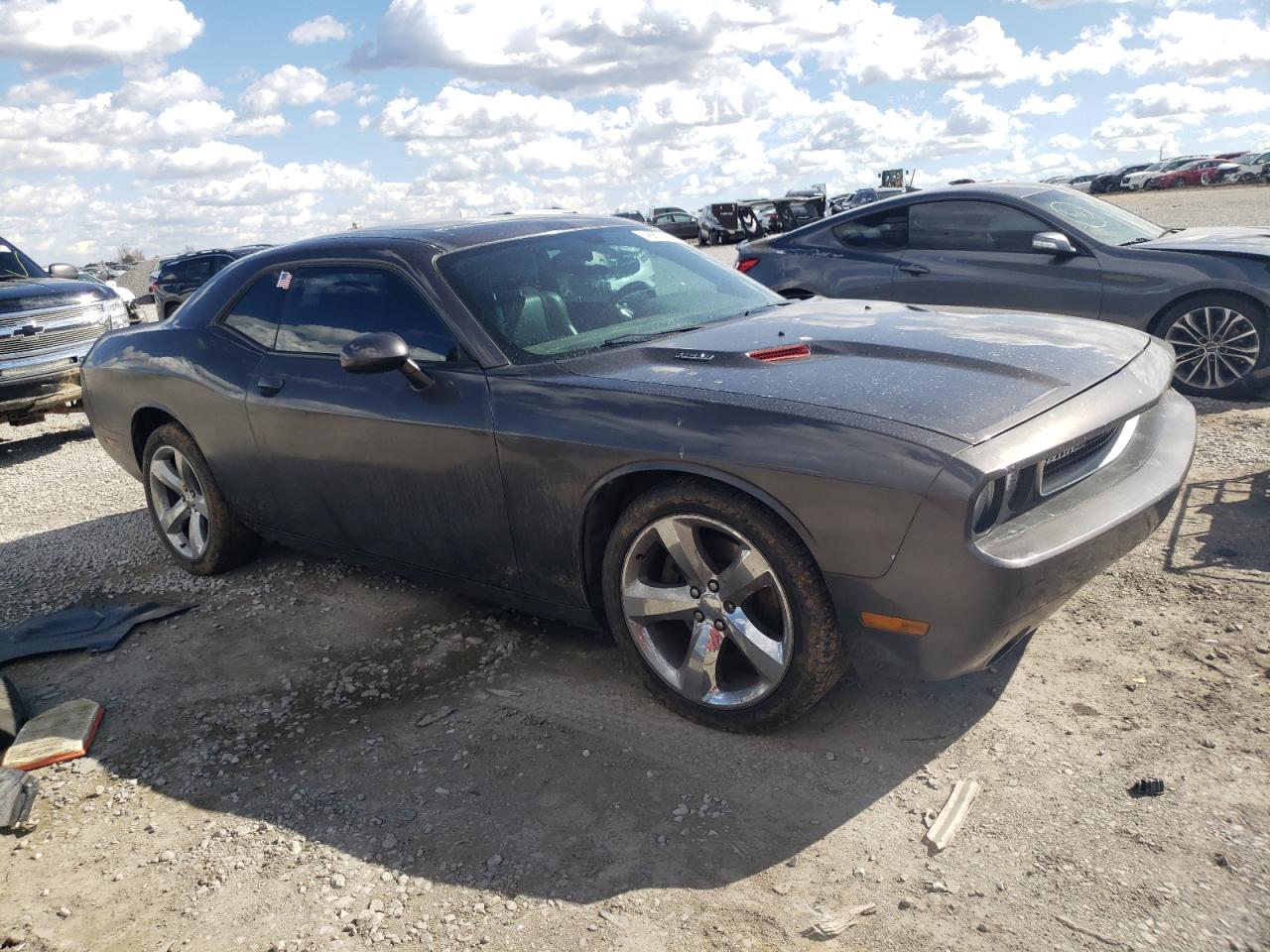 2013 Dodge Challenger - Image 4