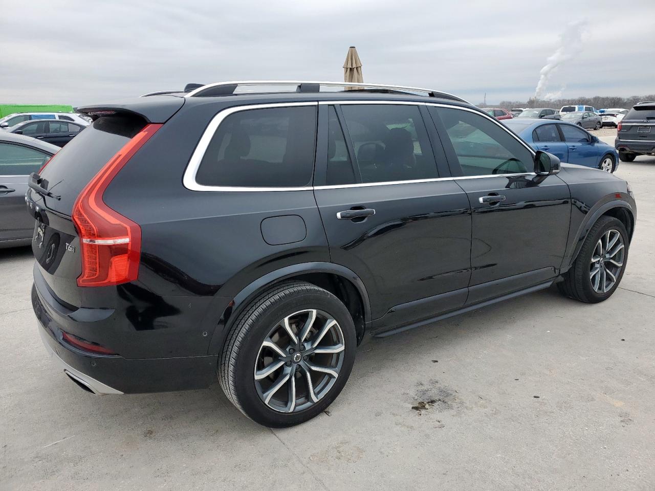 2016 Volvo XC90 - Image 3