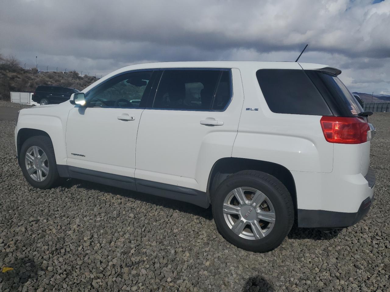 2014 GMC Terrain - Image 2