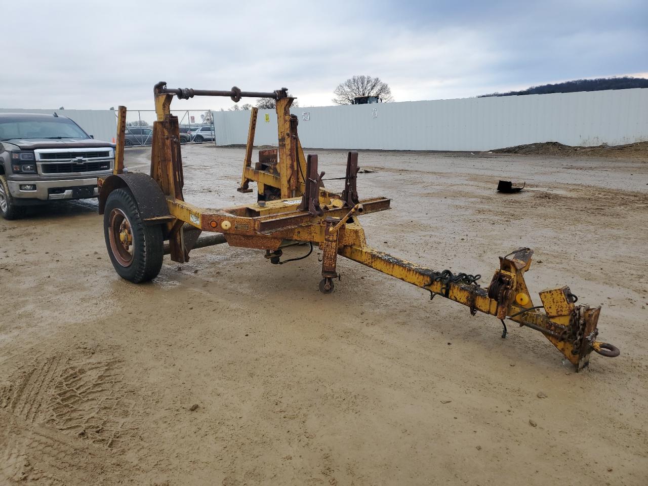 1983 Polaris Trailer للبيع في Mcfarland، WI - Minor Dent/Scratches