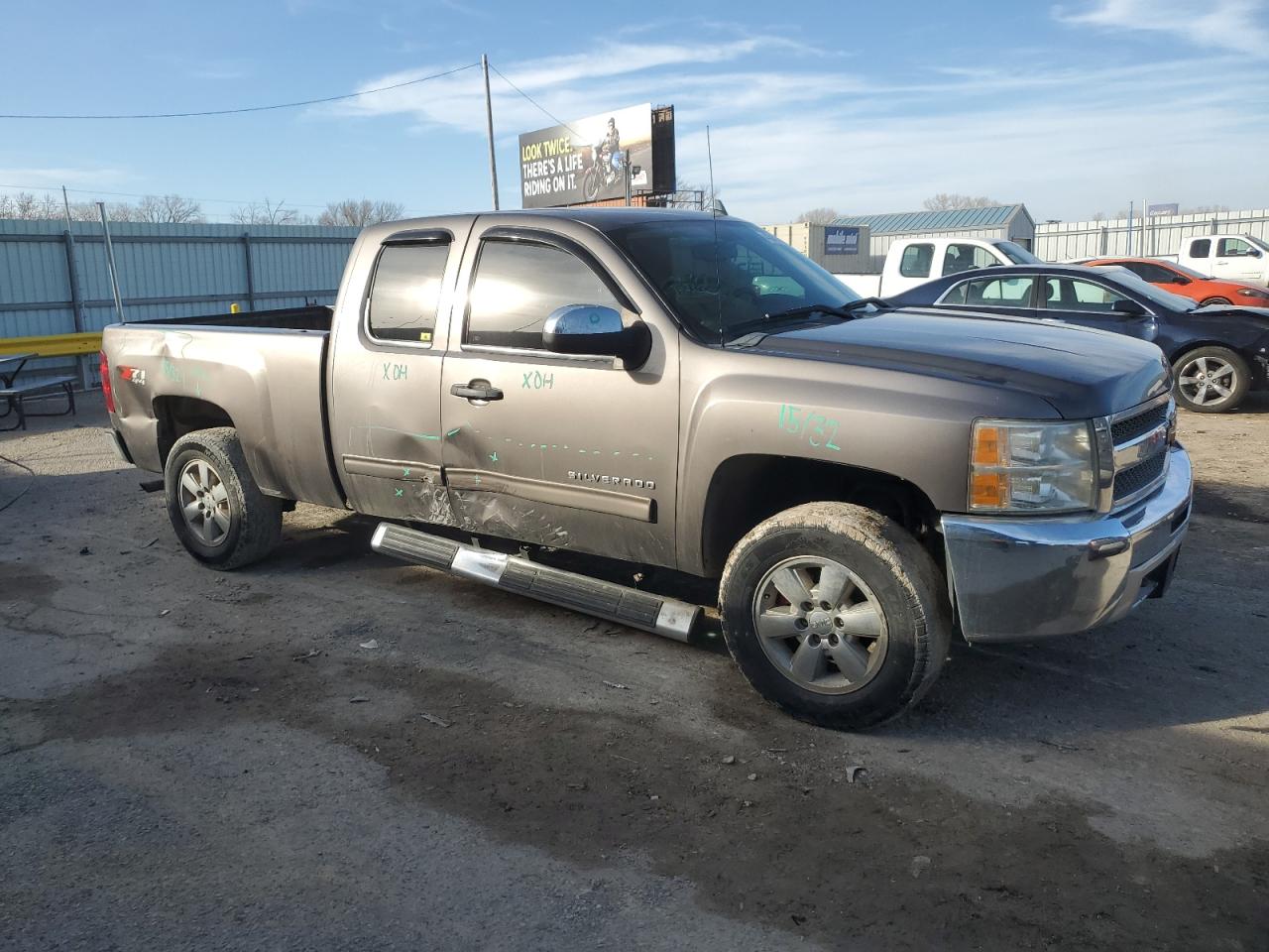 2013 Chevrolet Silverado - Image 4