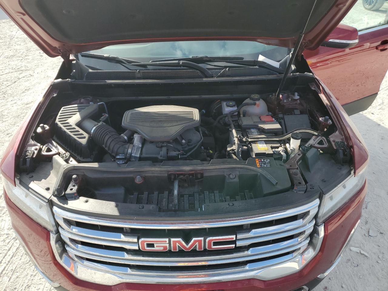2021 GMC Acadia - Image 12