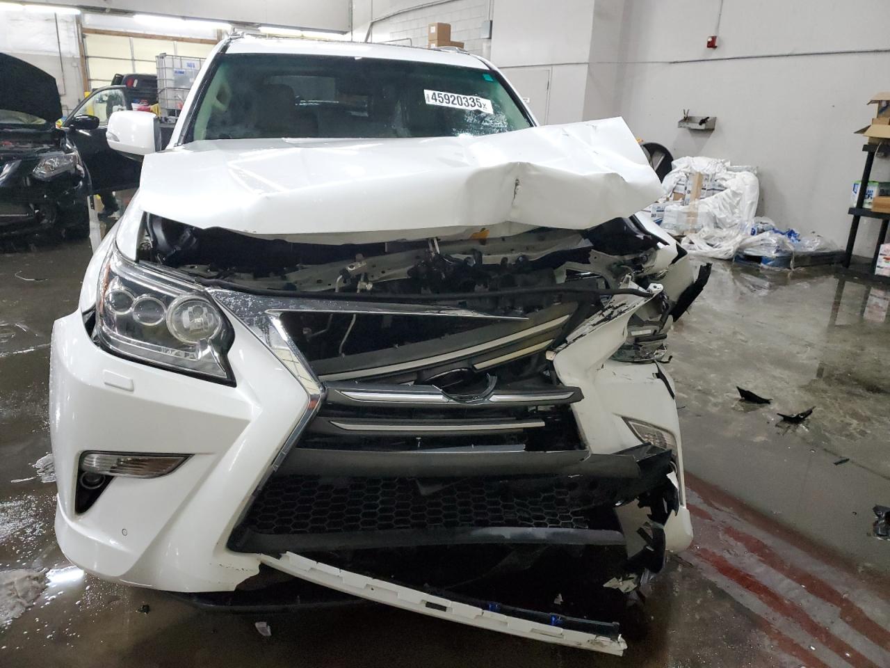 2014 Lexus GX - Image 5