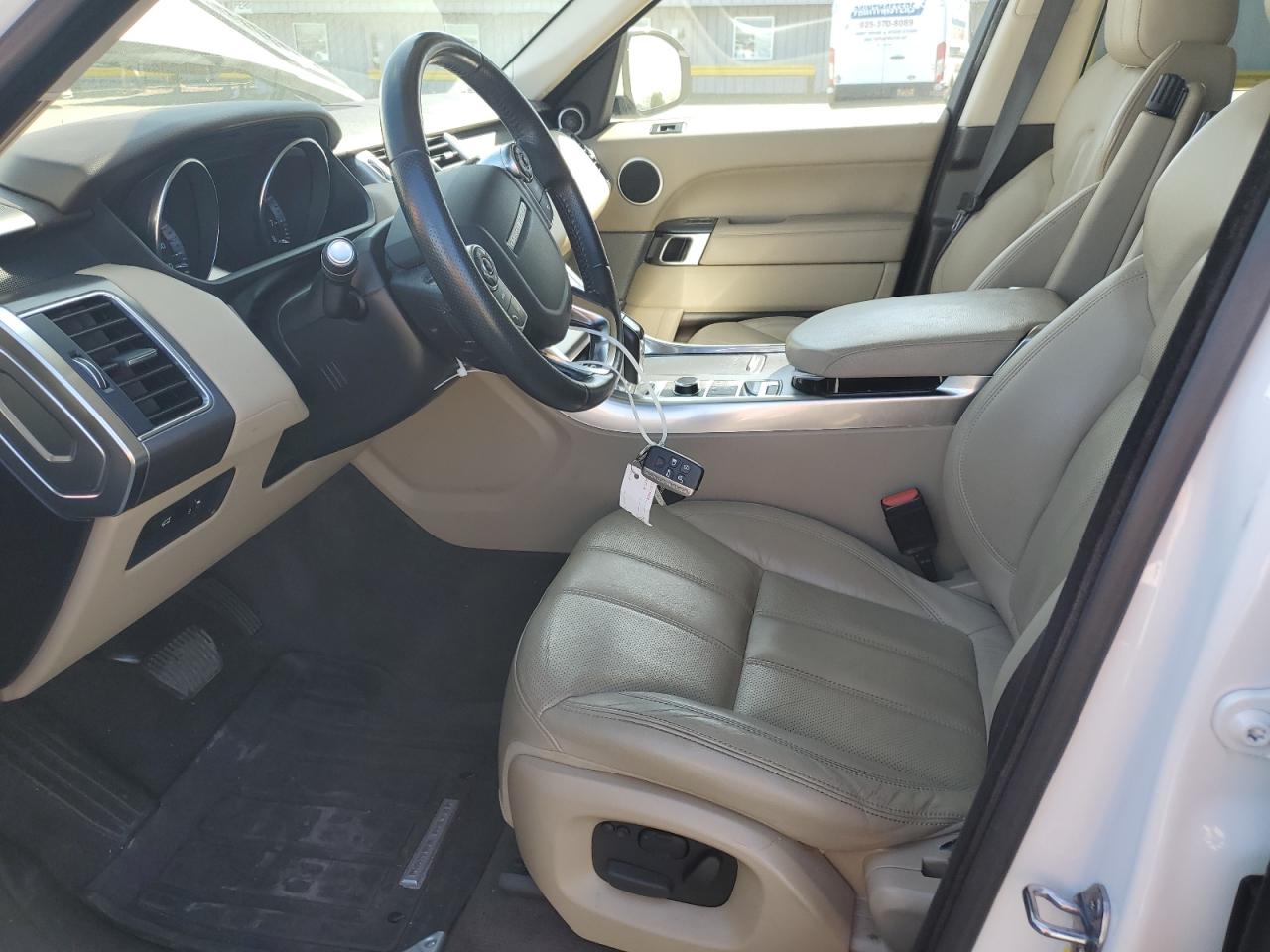 2015 Land Rover Range Rover - Image 7