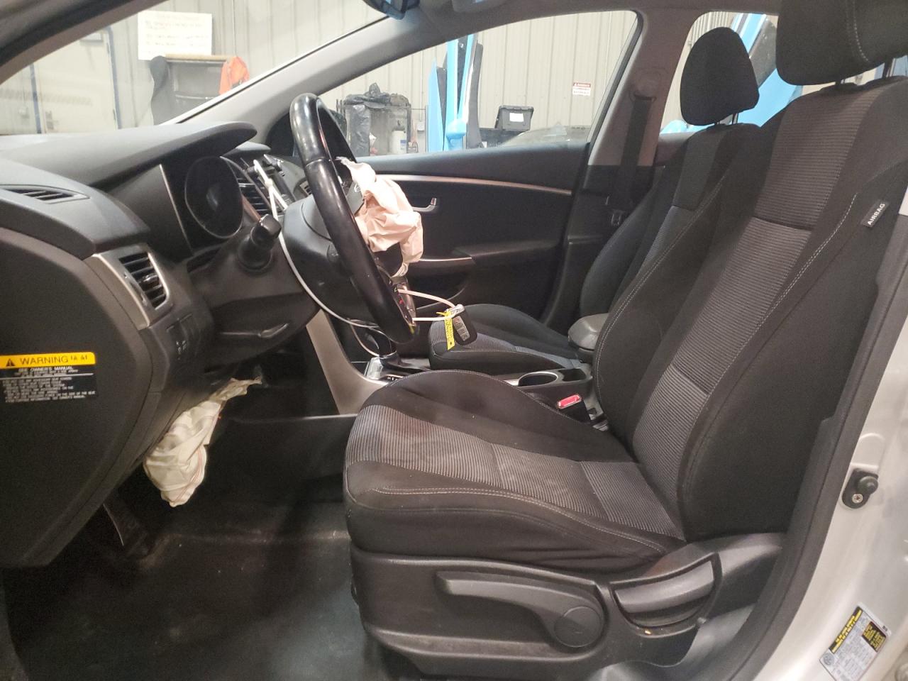 2013 Hyundai Elantra - Image 7