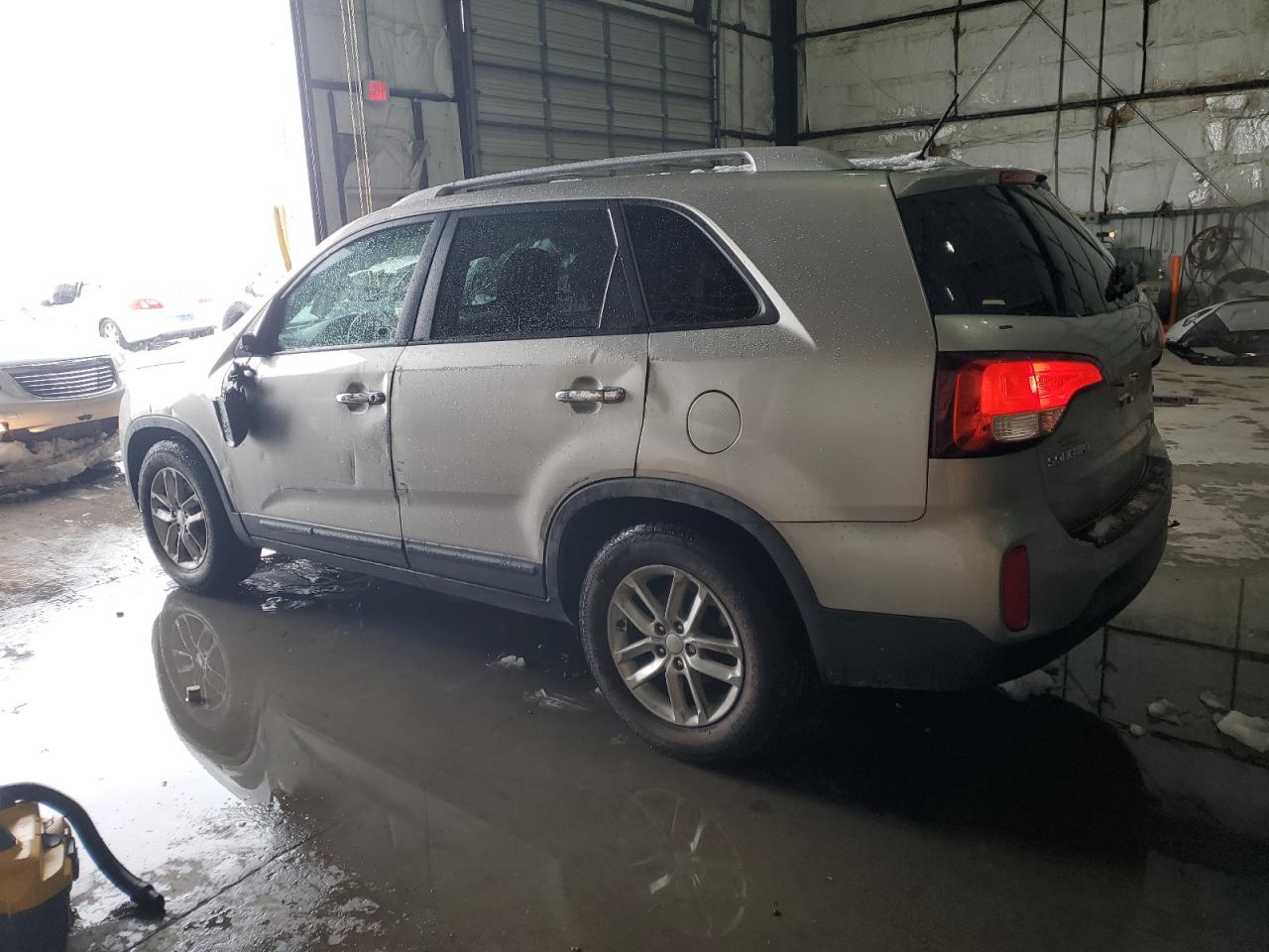 2014 Kia Sorento - Image 2