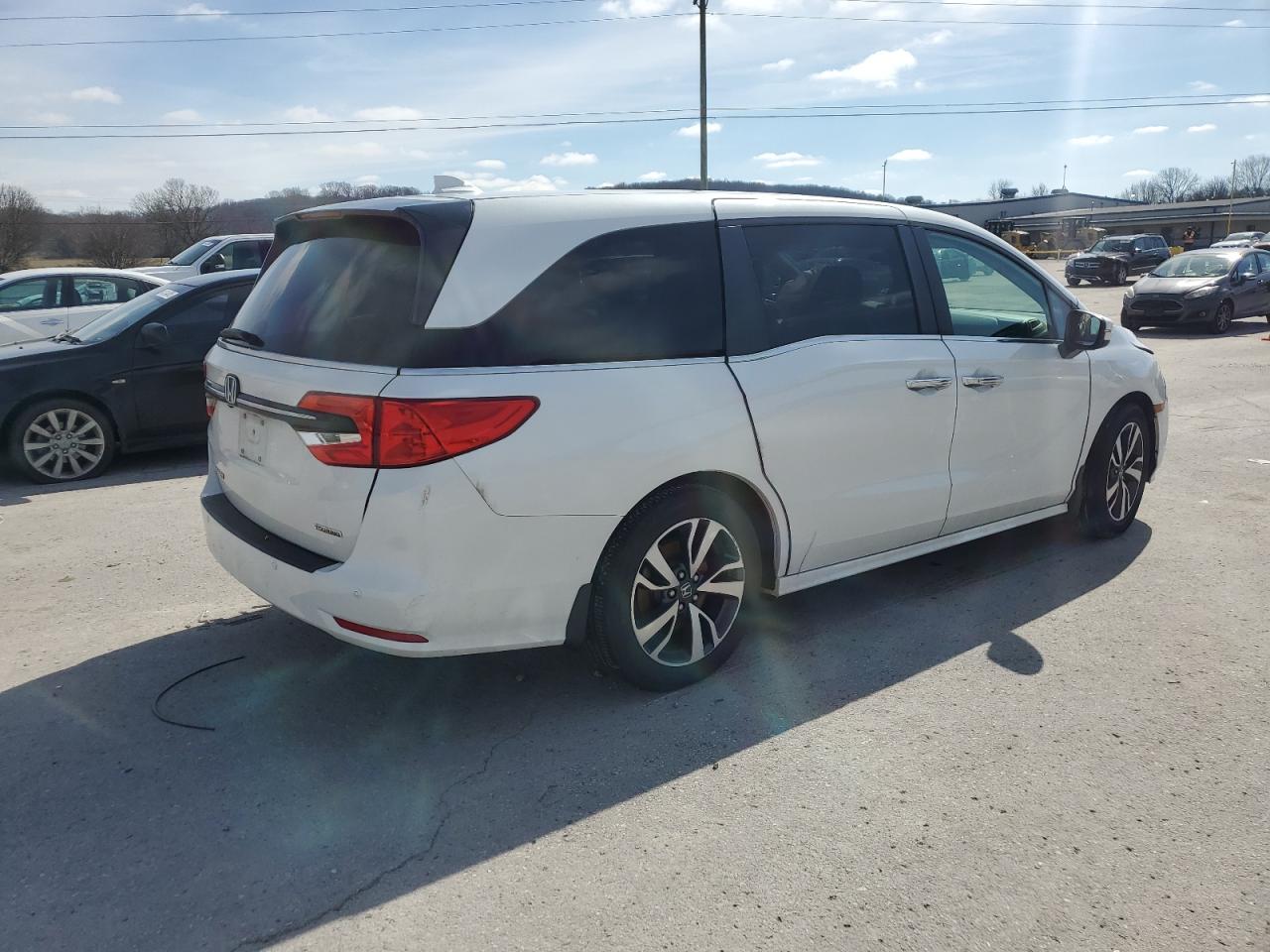 2021 Honda Odyssey - Image 3